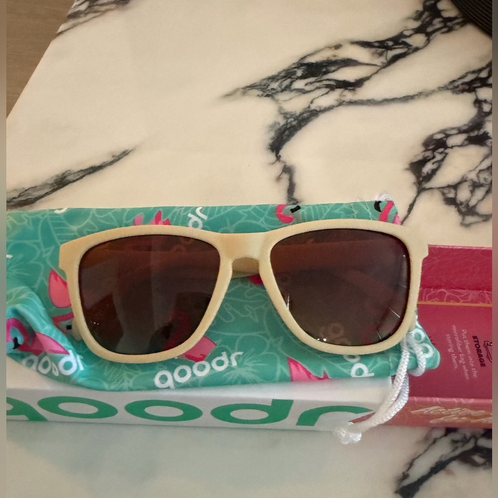 Goodr OG Toasted Marshmallow Magic Sunglasses - Picture 9 of 16